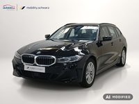 Вид спереди слева