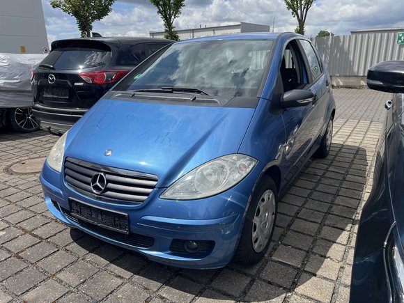 Vaizdas iš priekio kairės