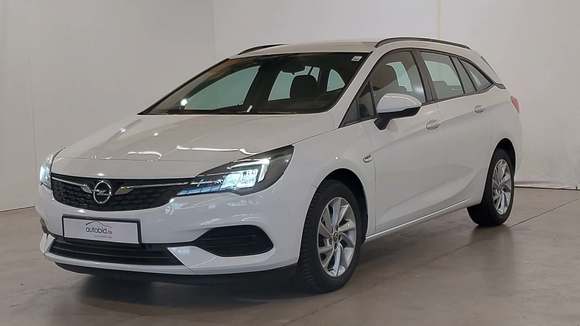 Pogled levo spredaj