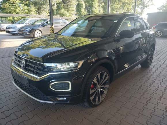 Pogled levo spredaj