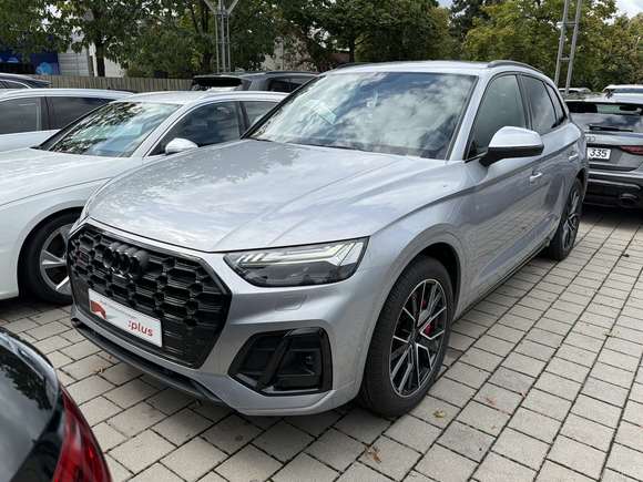 Pogled levo spredaj