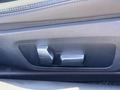 Vue des boutons de commande des sièges électriques