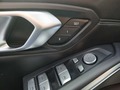 Vue des boutons de commande des sièges électriques