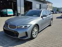 Pogled od napred levo