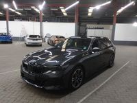 Изглед отпред отляво