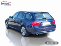Вид сзади слева