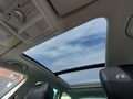Vue du toit ouvrant / toit panoramique