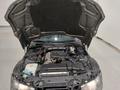 Vue du compartiment moteur