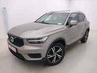Volvo XC40 T2 Momentum Pro Geartronic