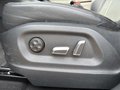 Vue des boutons de commande des sièges électriques