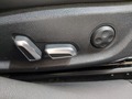 Vue des boutons de commande des sièges électriques