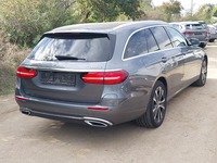 Вид сзади справа