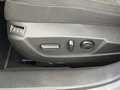 Vue des boutons de commande des sièges électriques