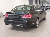 Вид сзади справа