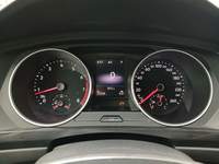 Вид на приборную панель