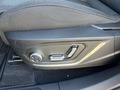 Vue des boutons de commande des sièges électriques