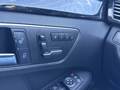 Vue des boutons de commande des sièges électriques
