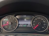 Вид на приборную панель