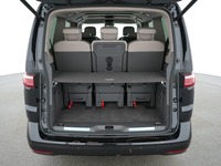View of boot / luggage space