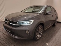 Pogled levo spredaj