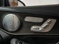 Vue des boutons de commande des sièges électriques