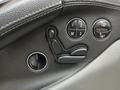Vue des boutons de commande des sièges électriques