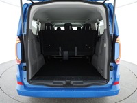 View of boot / luggage space