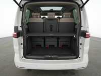 View of boot / luggage space