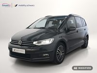 Pogled levo spredaj