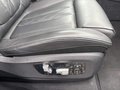 Vue des boutons de commande des sièges électriques