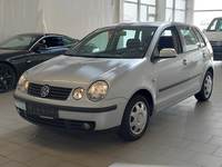 Pogled levo spredaj