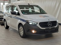 Vaizdas iš priekio dešinės