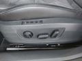 Vue des boutons de commande des sièges électriques