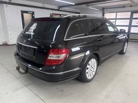 Вид сзади справа