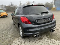 Vaizdas iš galo kairės