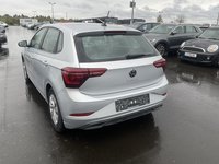 Pogled od pozadi levo