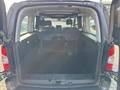 View of boot / luggage space