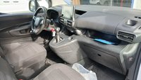 Вид на салон