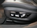 Vue des boutons de commande des sièges électriques
