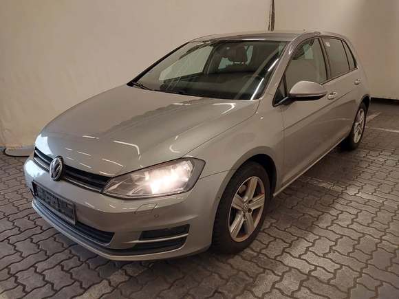 Pogled levo spredaj