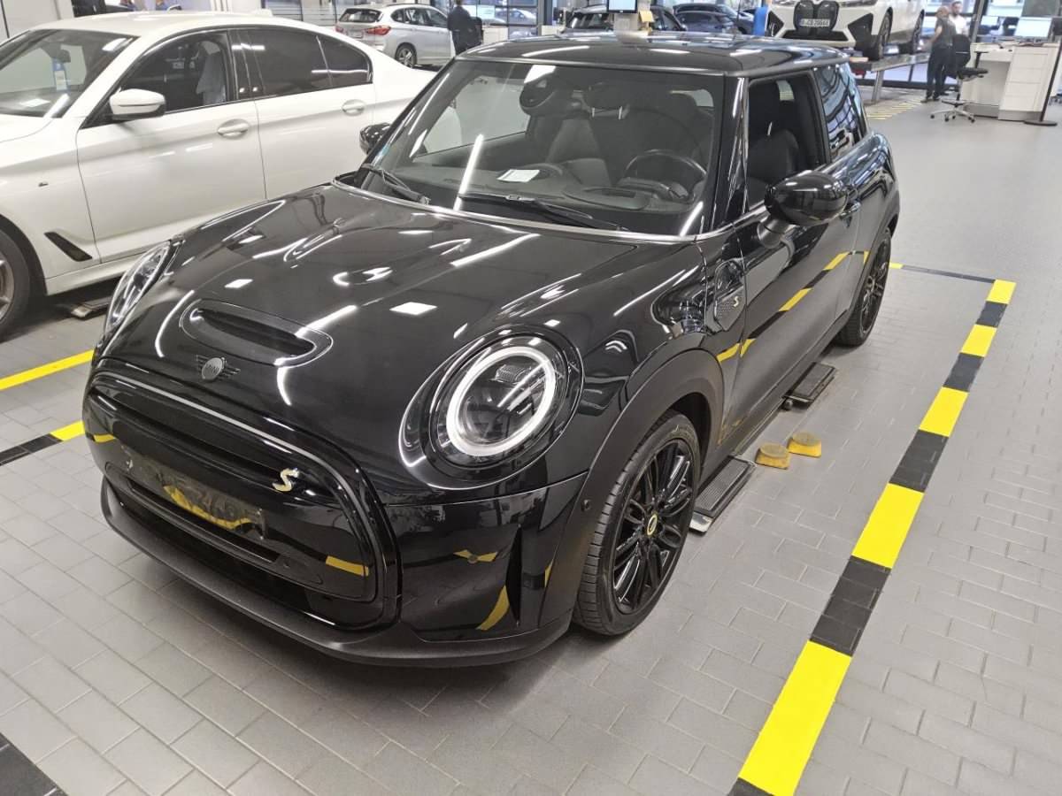 2023 Mini COOPER