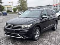 Pogled levo spredaj