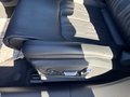 Vue des boutons de commande des sièges électriques