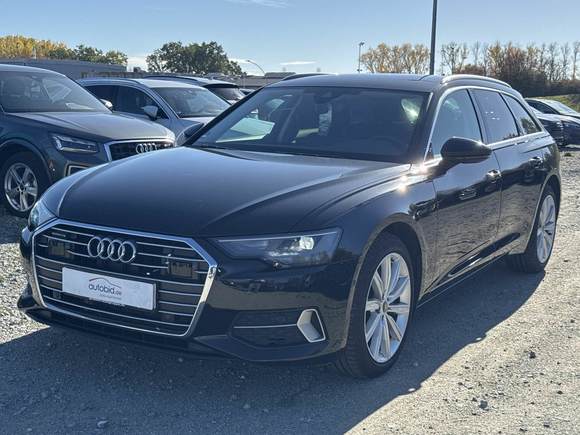 Pogled levo spredaj