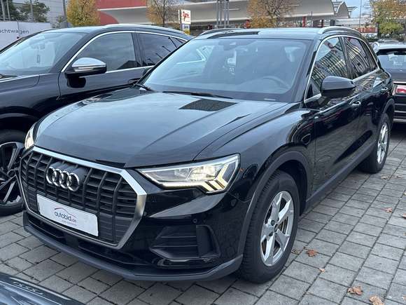 Pogled levo spredaj