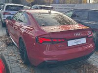Pogled levo zadaj