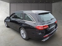 Вид сзади слева