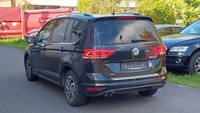 Pogled od pozadi levo