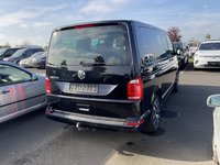 Pogled desno zadaj