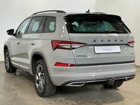 Вид сзади слева